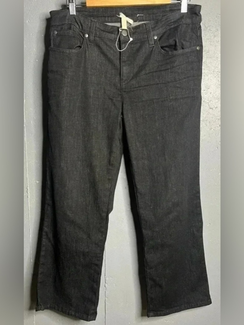 Eileen Fisher Organic Cotton Black Denim Wide Leg Jeans. Size 10